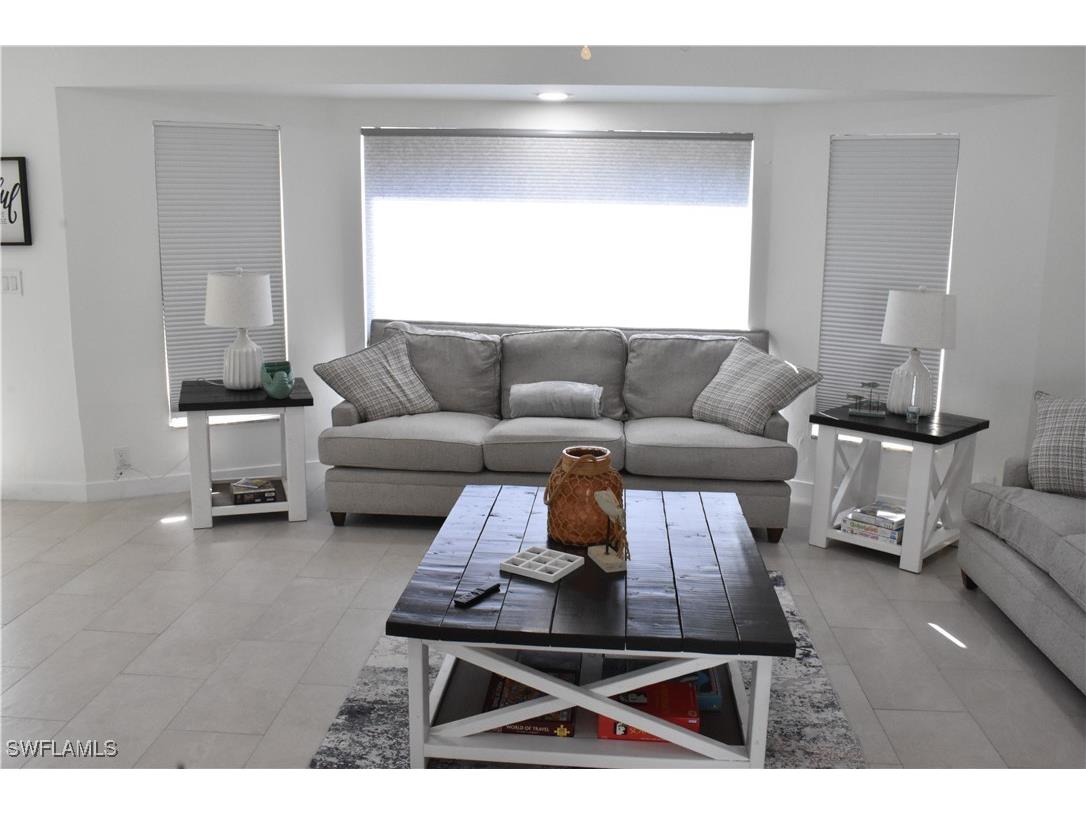 4135 Coronado Parkway Cape Coral FL 33904 2025001740 image8