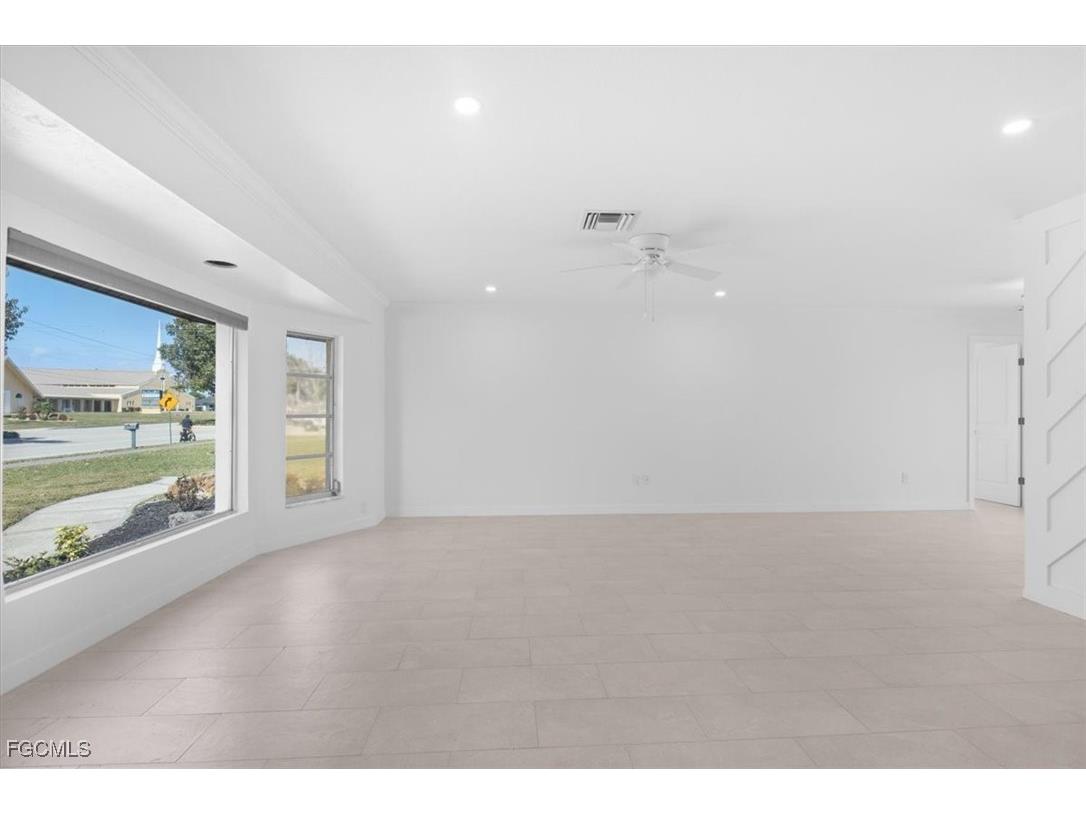 4135 Coronado Parkway Cape Coral FL 33904 2025014178 image27