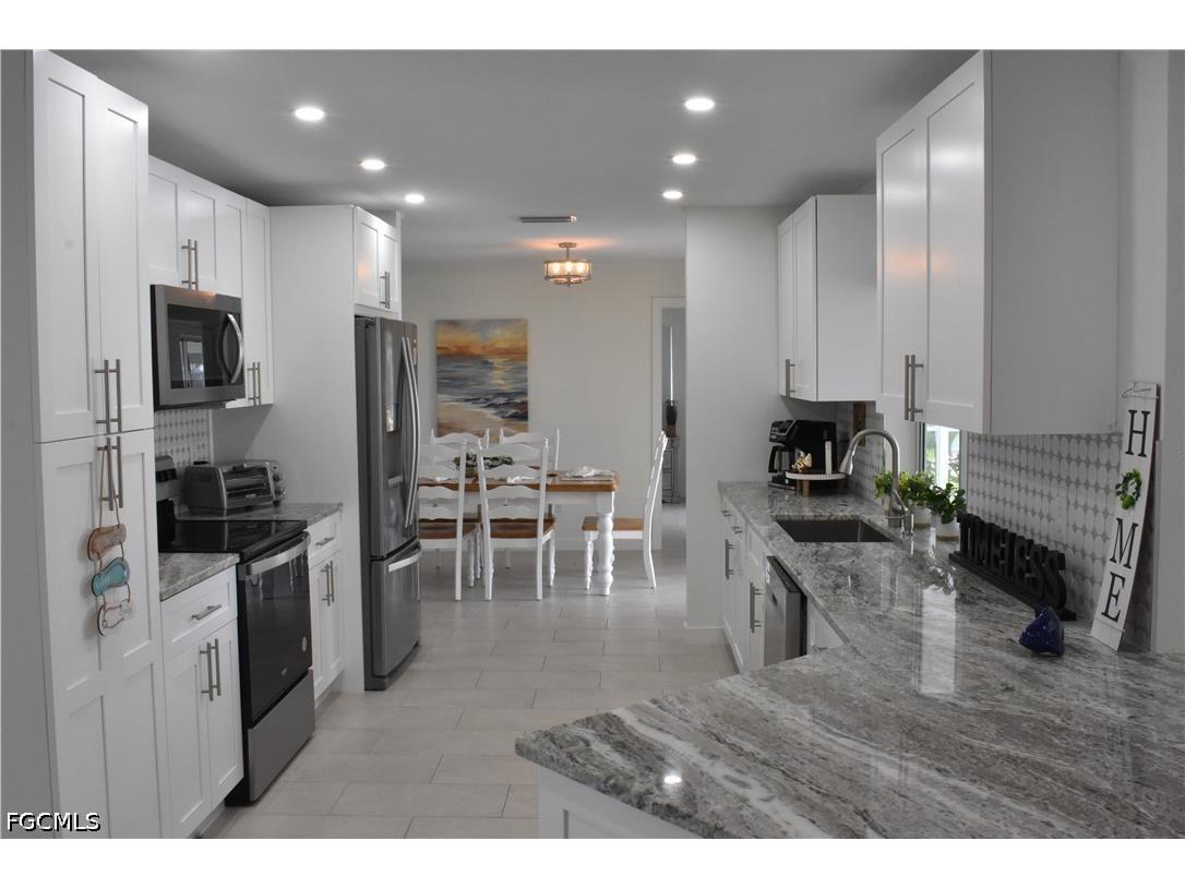 4135 Coronado Parkway Cape Coral FL 33904 2026022952 image8