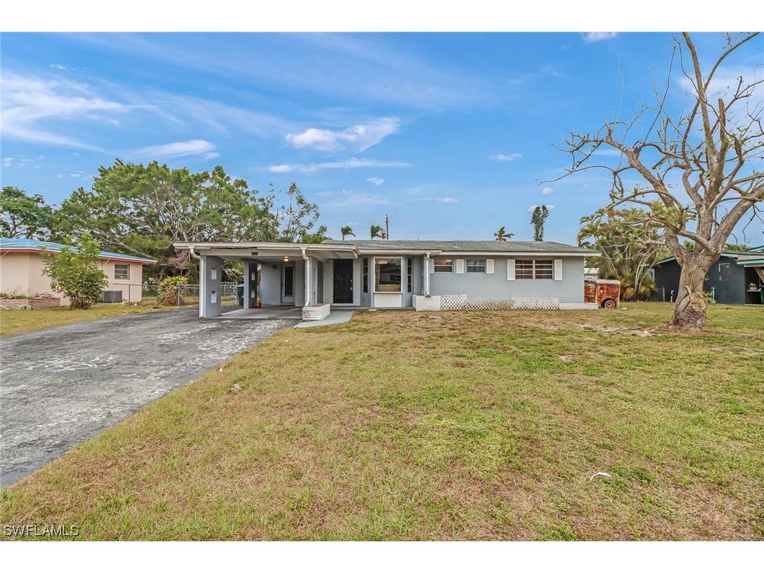 4135 Manning Avenue Fort Myers FL 33916 223018642 image1