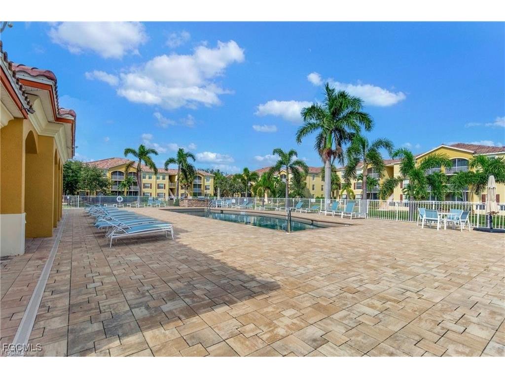 4135 Residence Drive #618 Fort Myers FL 33901 2026000976 image2
