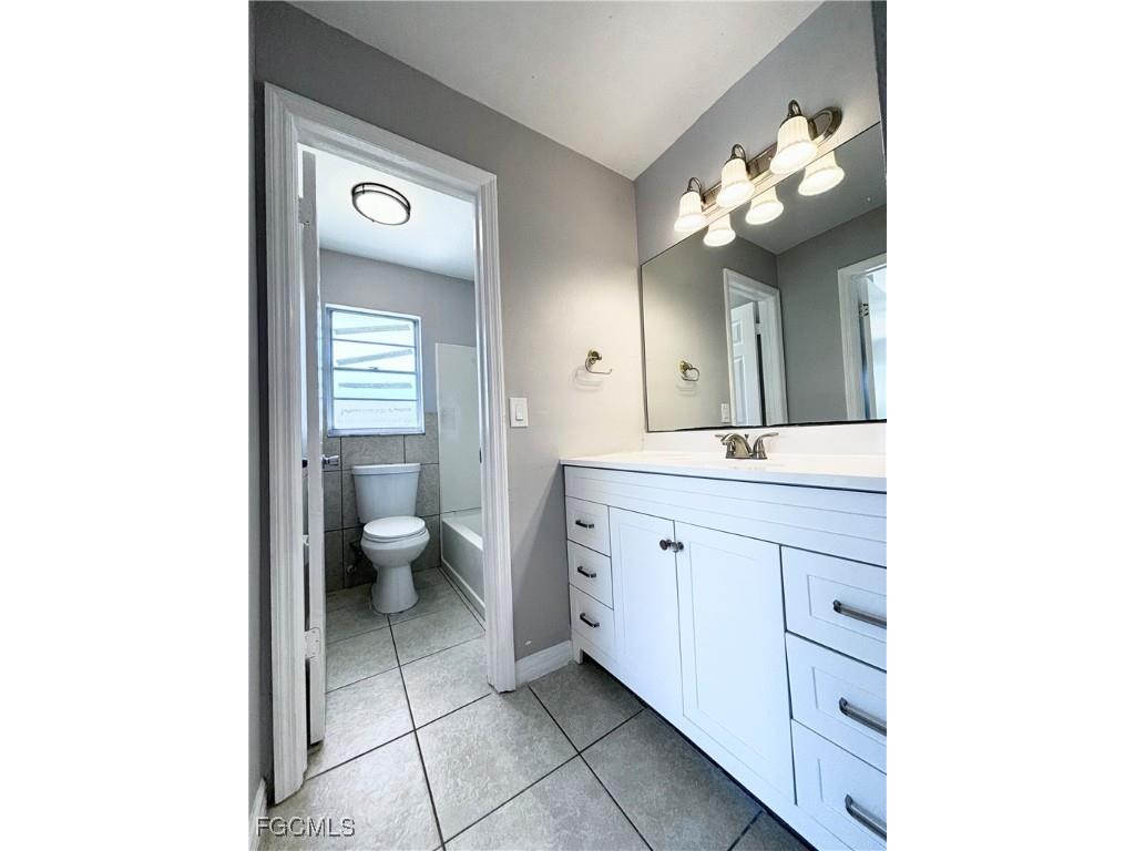 4135 SW 7th Place Cape Coral FL 33914 2025016127 image15