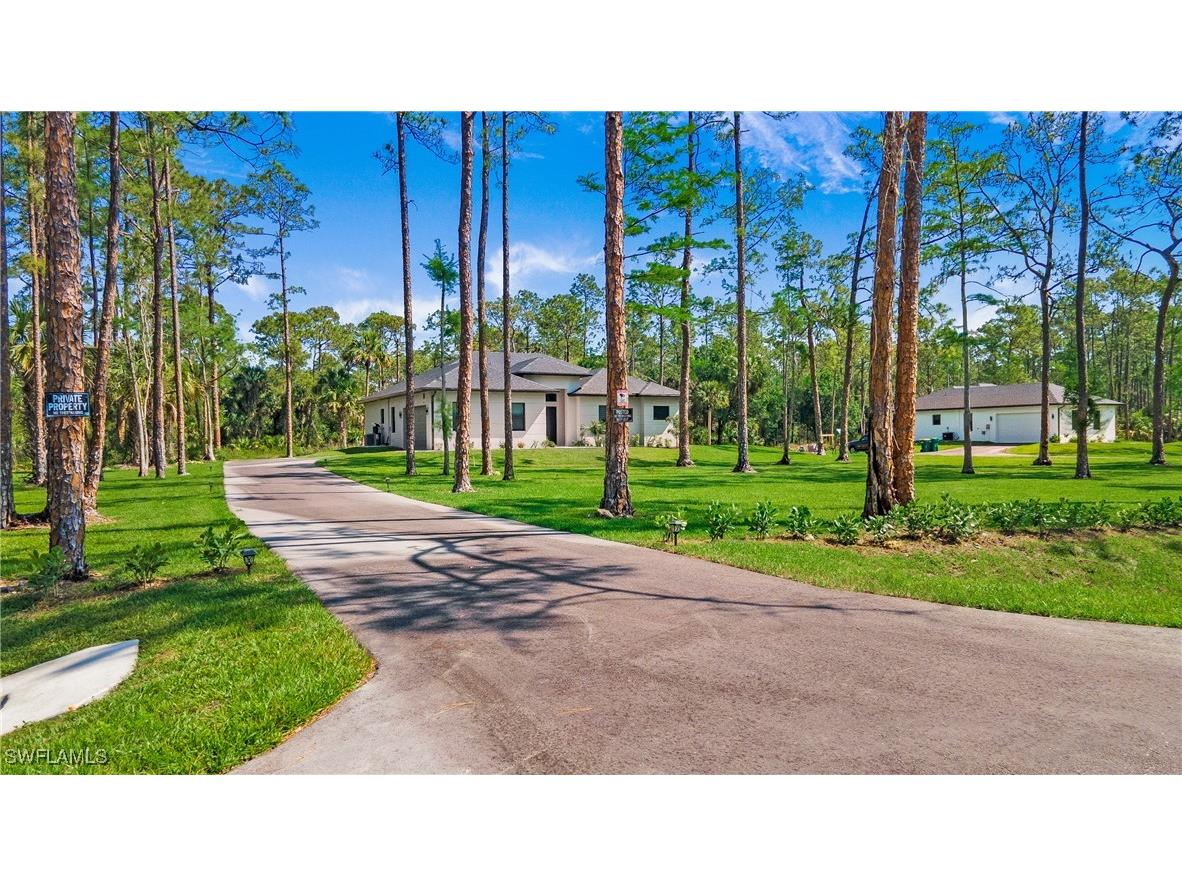 4137 10th Avenue SE Naples FL 34117 225038484 image1