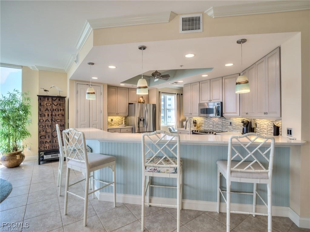 4137 Bay Beach Lane #556 Fort Myers Beach FL 33931 2025025624 image7