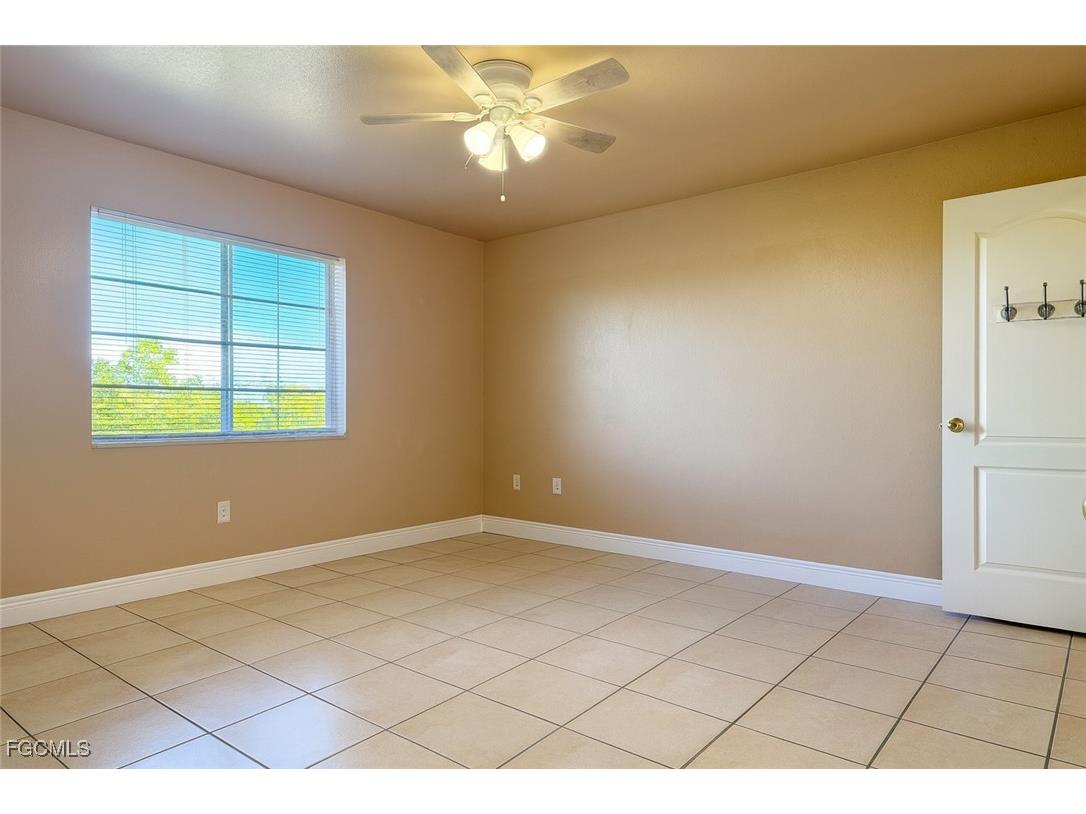 4137 Skyline Boulevard #6 Cape Coral FL 33914 2025016158 image5
