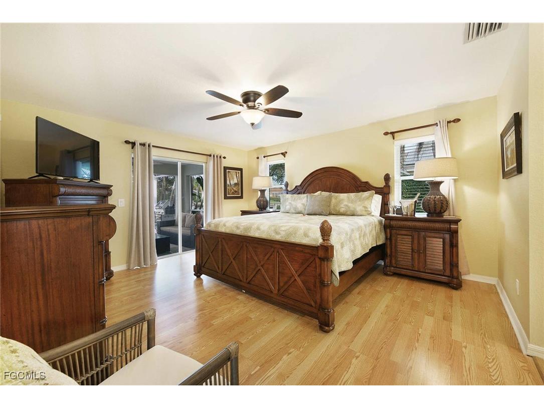 4138 SW 5th Avenue Cape Coral FL 33914 2025002960 image14