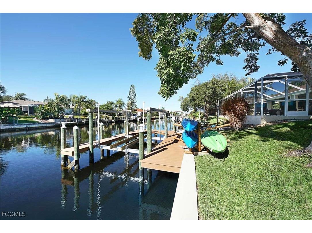 4138 SW 5th Avenue Cape Coral FL 33914 2025002960 image2