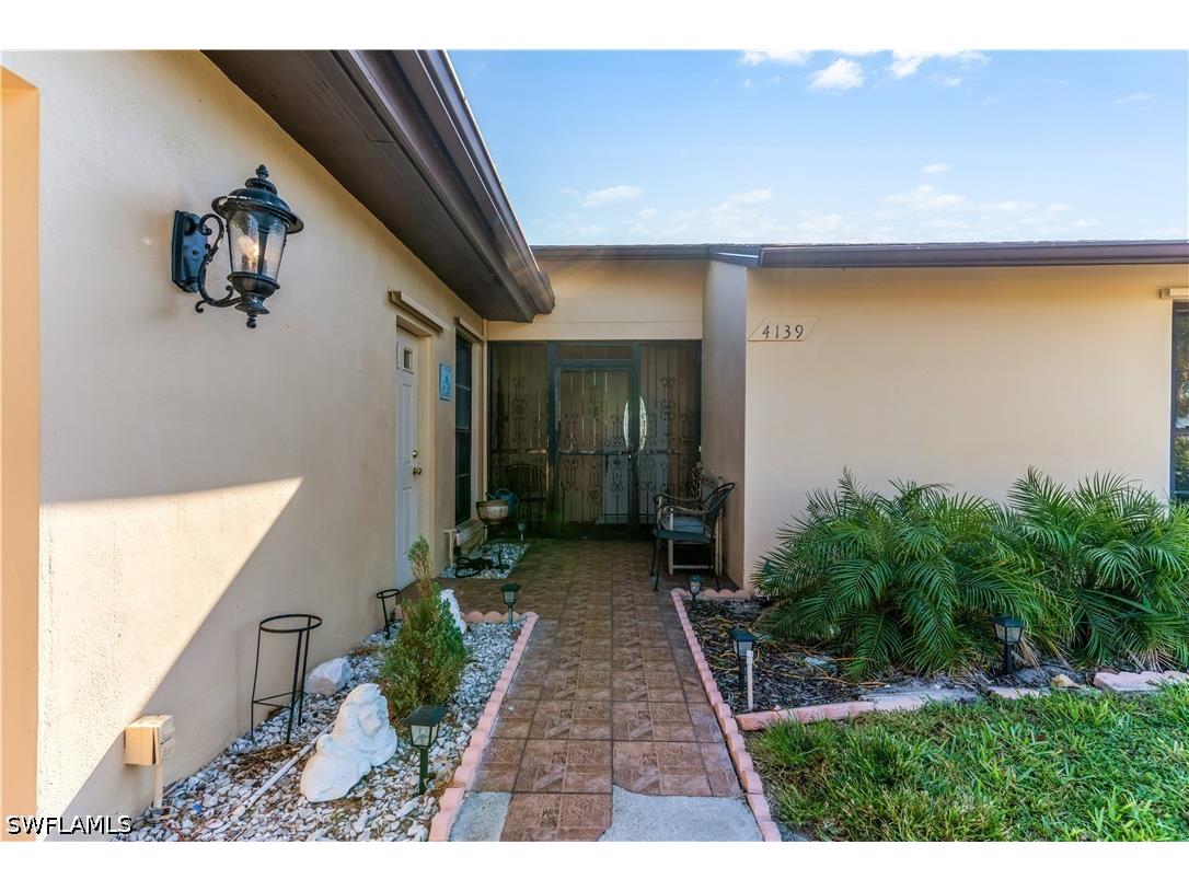 4139 Lakewood Boulevard #E2 Naples FL 34112 226013225 image2