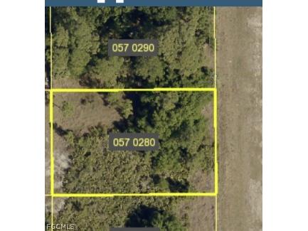 414/416 Bell Boulevard S Lehigh Acres FL 33974 2026008812 image2
