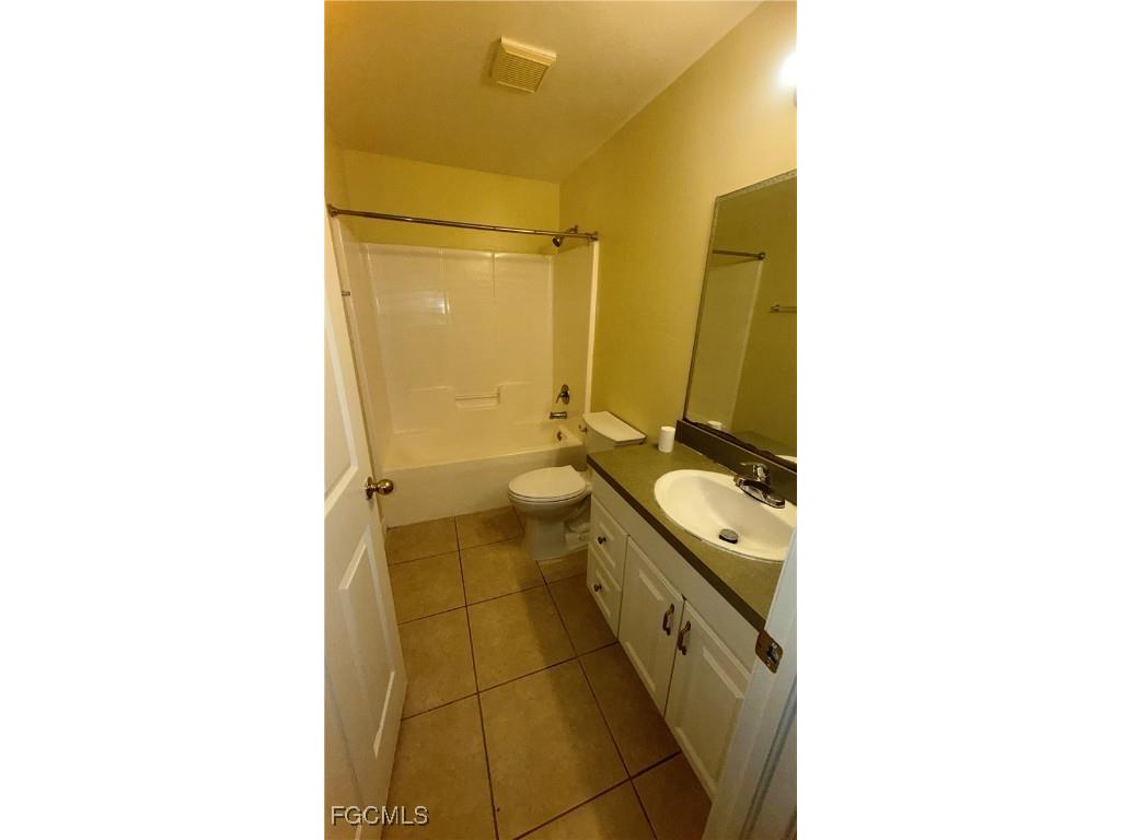 414 E 12th Street Lehigh Acres FL 33972 2025006124 image7