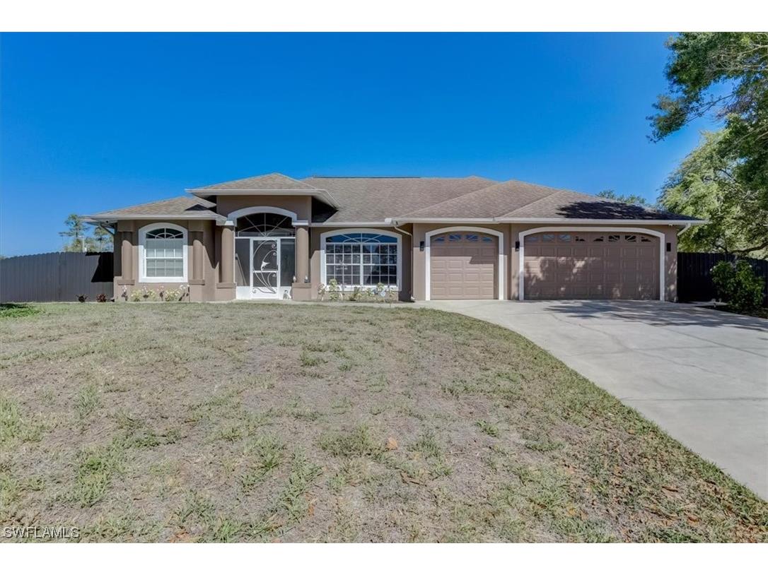 414 Henry Avenue Lehigh Acres FL 33972 223022172 image1