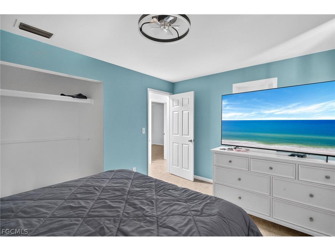 414 NE 15th Place Cape Coral FL 33909 2026013562 image16