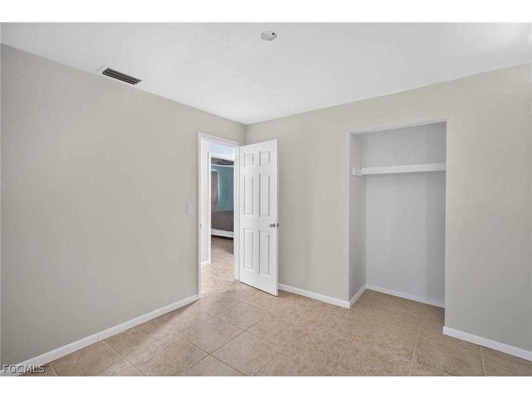 414 NE 15th Place Cape Coral FL 33909 2026013562 image20