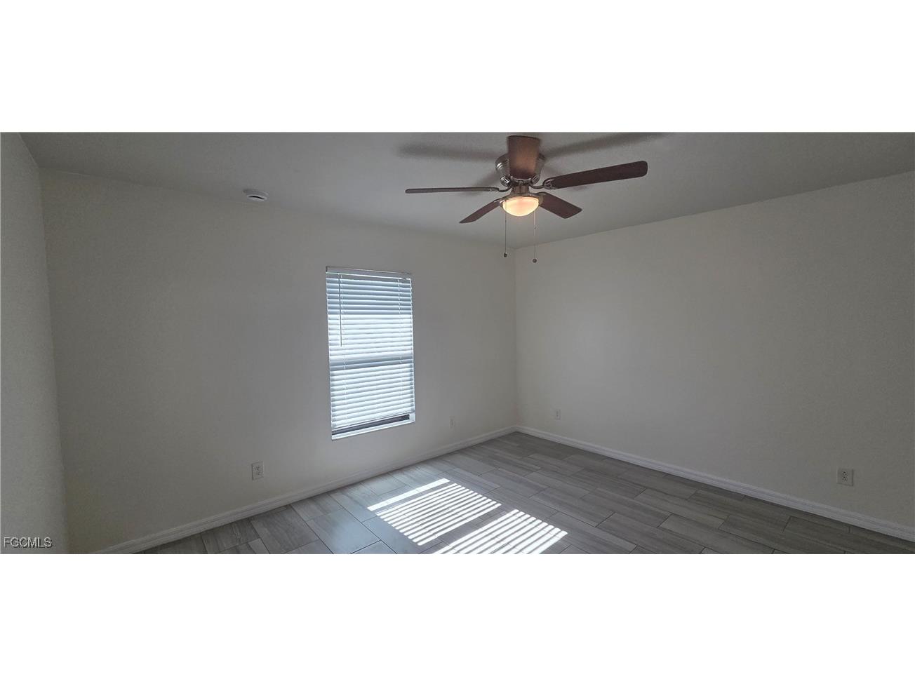 414 NE 25th Avenue Cape Coral FL 33909 2025006297 image12