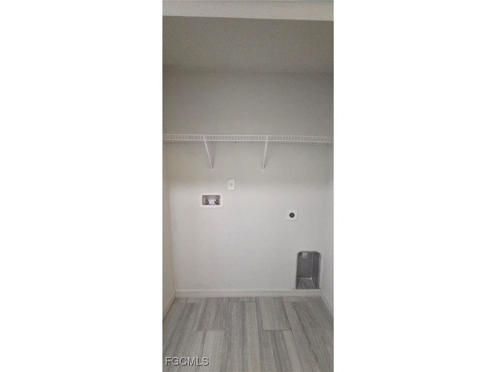 414 NE 25th Avenue Cape Coral FL 33909 2025006297 image15