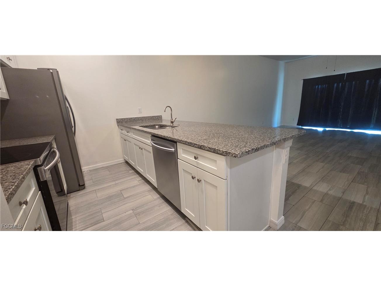 414 NE 25th Avenue Cape Coral FL 33909 2025006297 image3