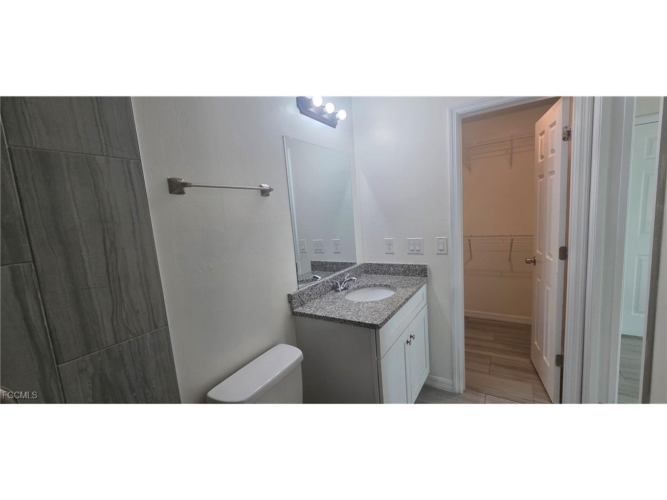 414 NE 25th Avenue Cape Coral FL 33909 2025006297 image7