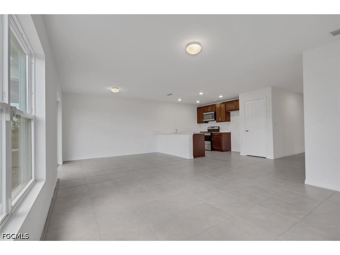 414 NW 13th Terrace Cape Coral FL 33993 2026019189 image14