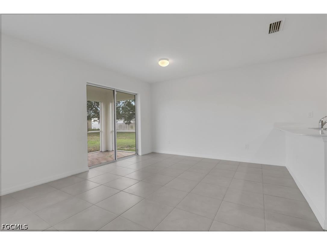 414 NW 13th Terrace Cape Coral FL 33993 2026019189 image4