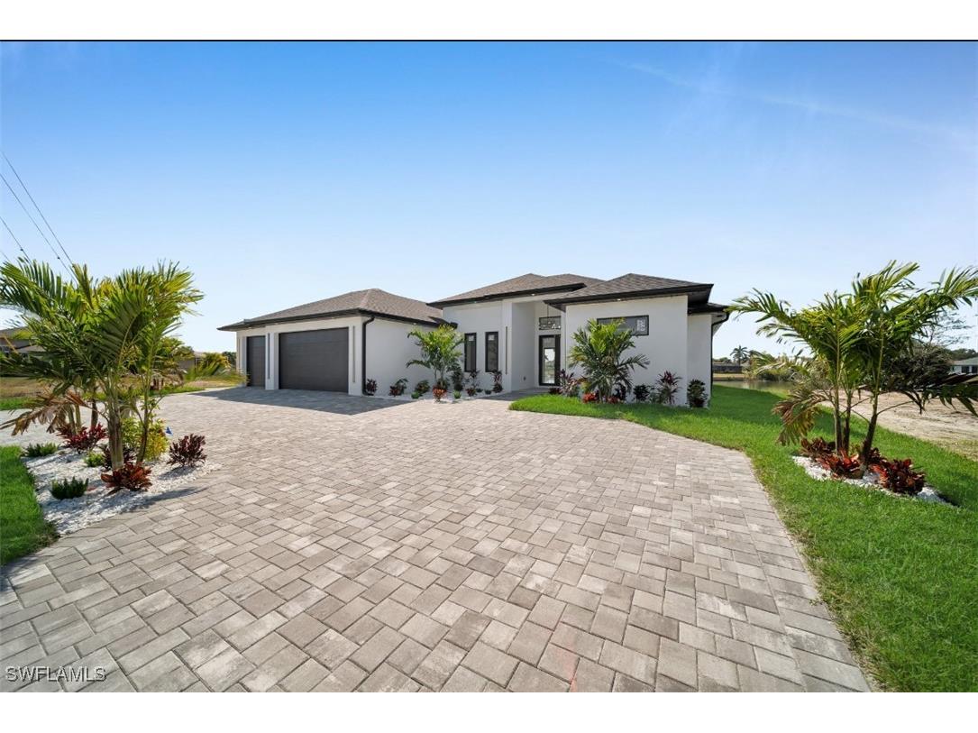 414 Nicholas Parkway E Cape Coral FL 33990 225016010 image1