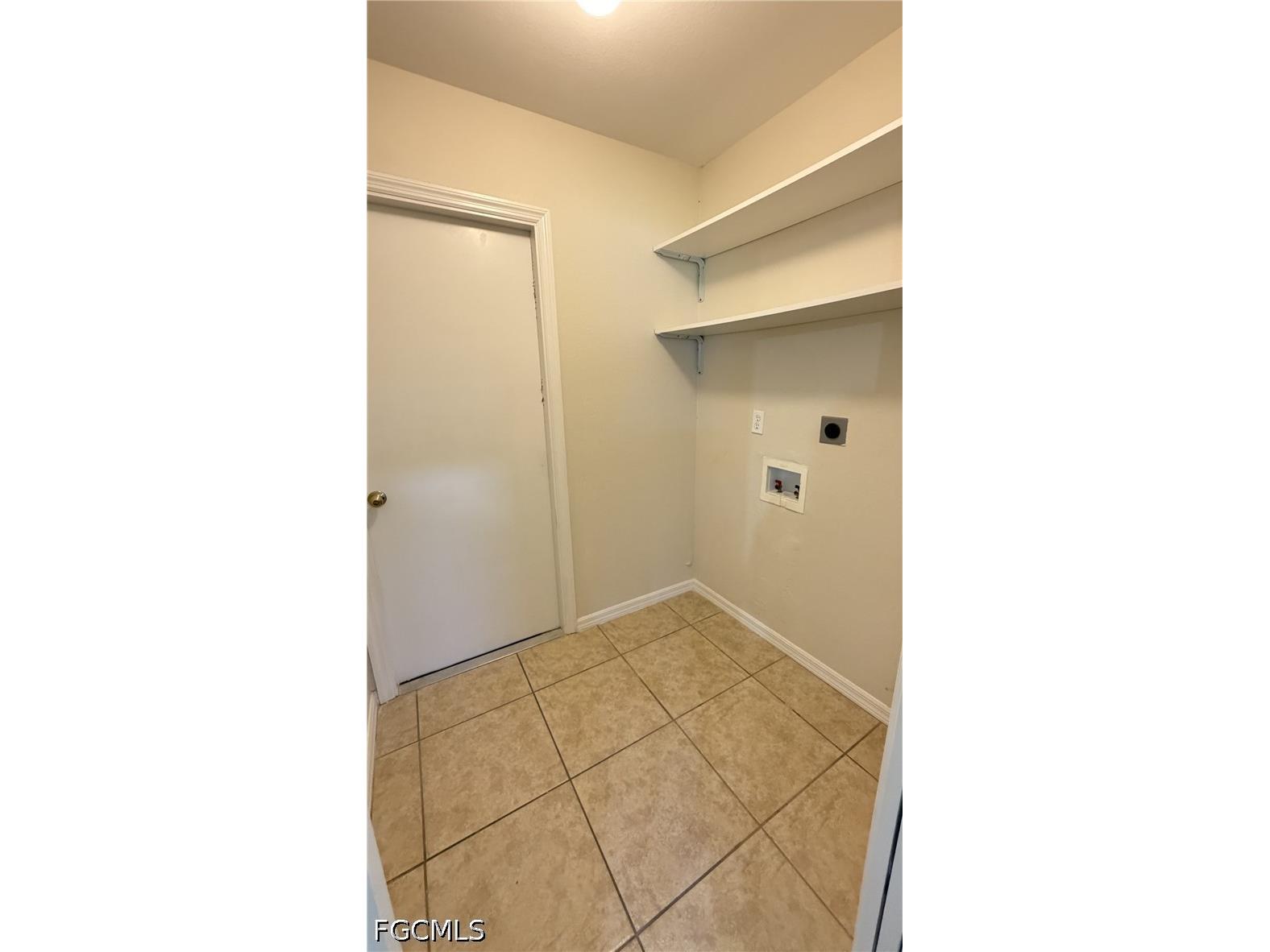 414 SE 13th Street Cape Coral FL 33990 2026031612 image23