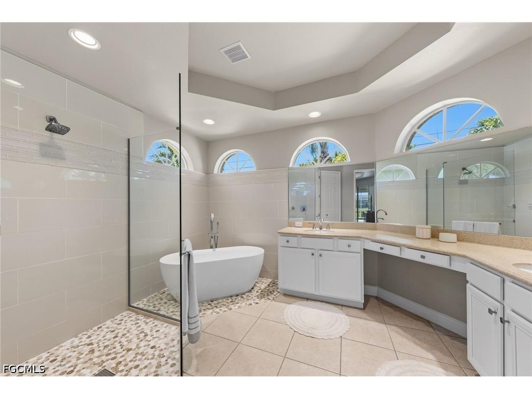 414 SE 30th Terrace Cape Coral FL 33904 2026018155 image19