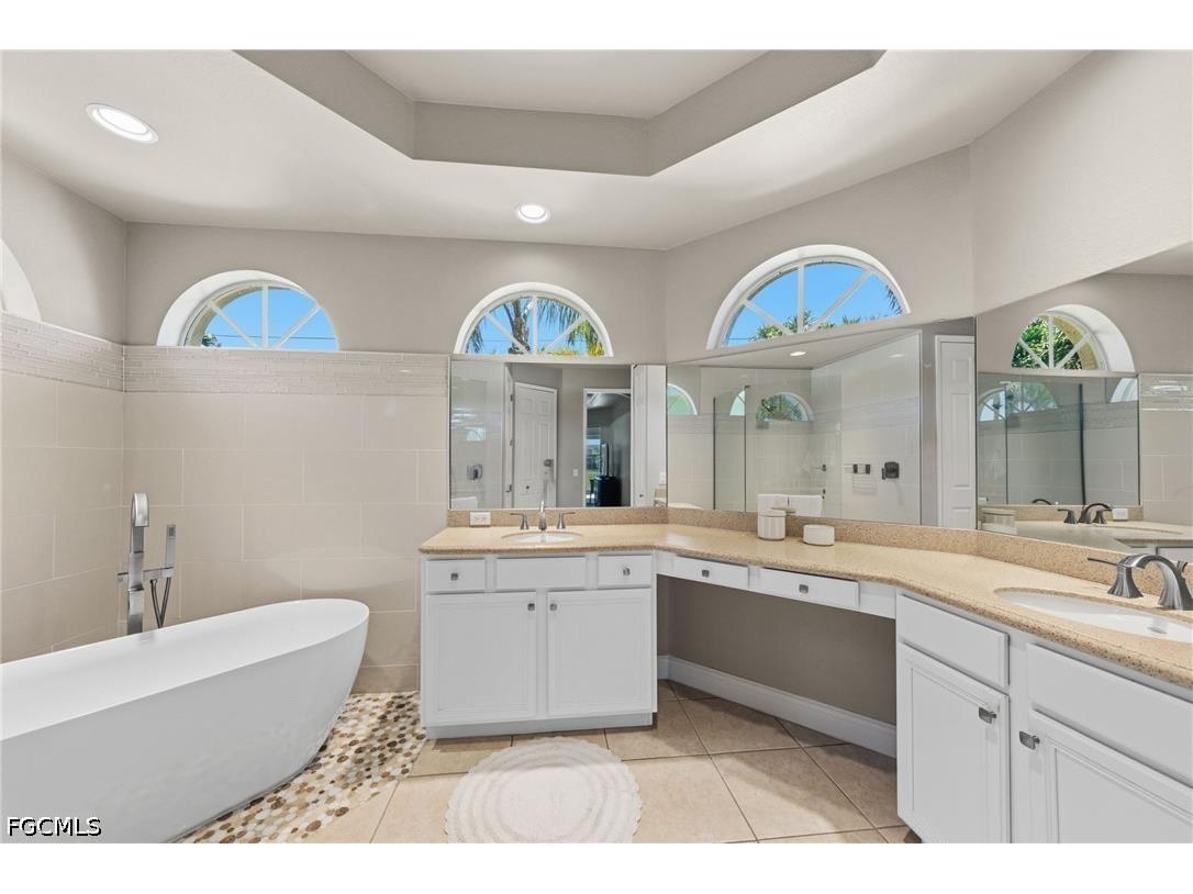 414 SE 30th Terrace Cape Coral FL 33904 2026018155 image20