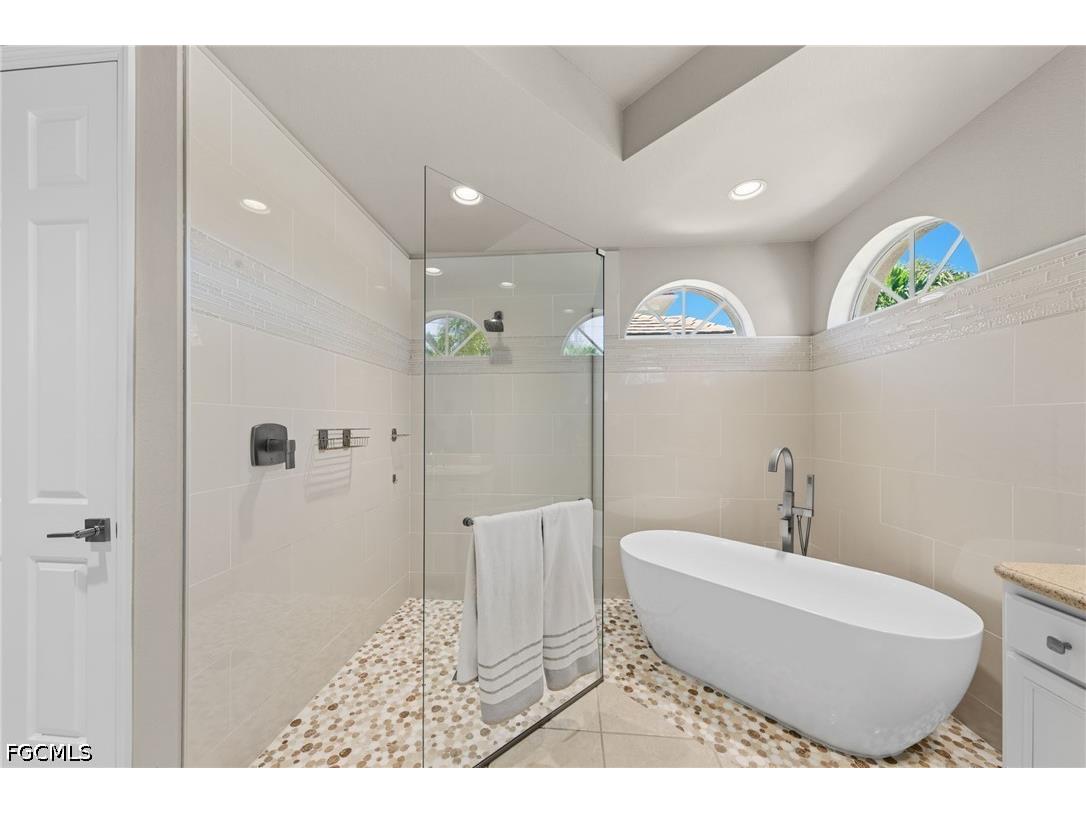 414 SE 30th Terrace Cape Coral FL 33904 2026018155 image21