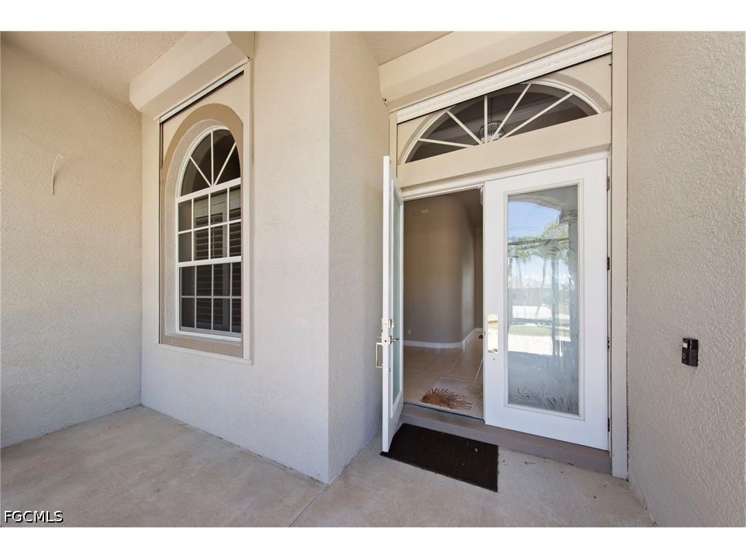 414 SE 30th Terrace Cape Coral FL 33904 2026018155 image5