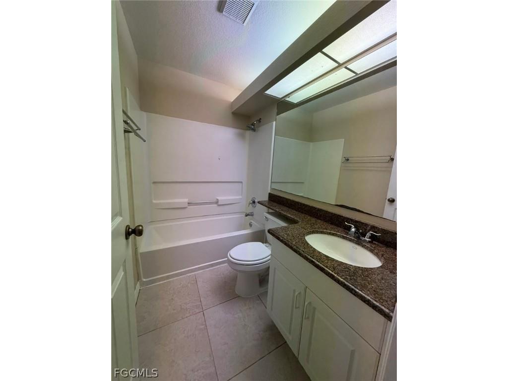 414 SE 7th Street Cape Coral FL 33990 2026007625 image33