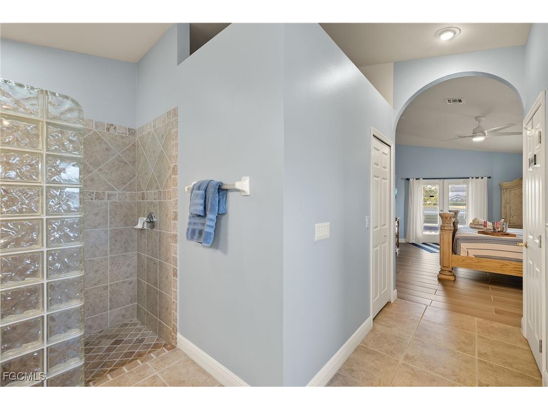 414 SW 47th Street Cape Coral FL 33914 2025010092 image12