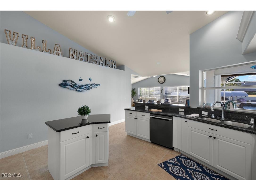 414 SW 47th Street Cape Coral FL 33914 2025010092 image23