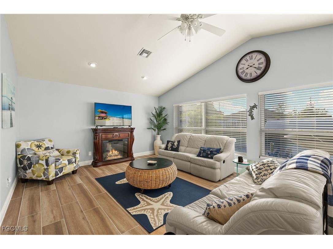 414 SW 47th Street Cape Coral FL 33914 2025010092 image8