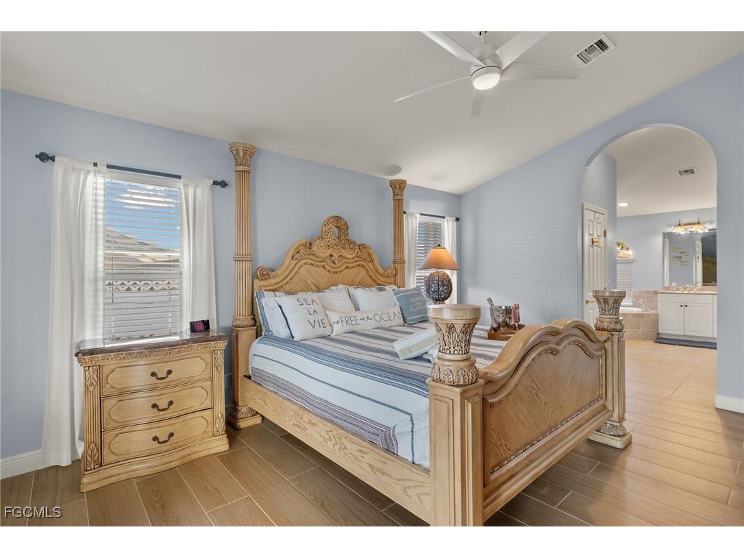 414 SW 47th Street Cape Coral FL 33914 2025010092 image9