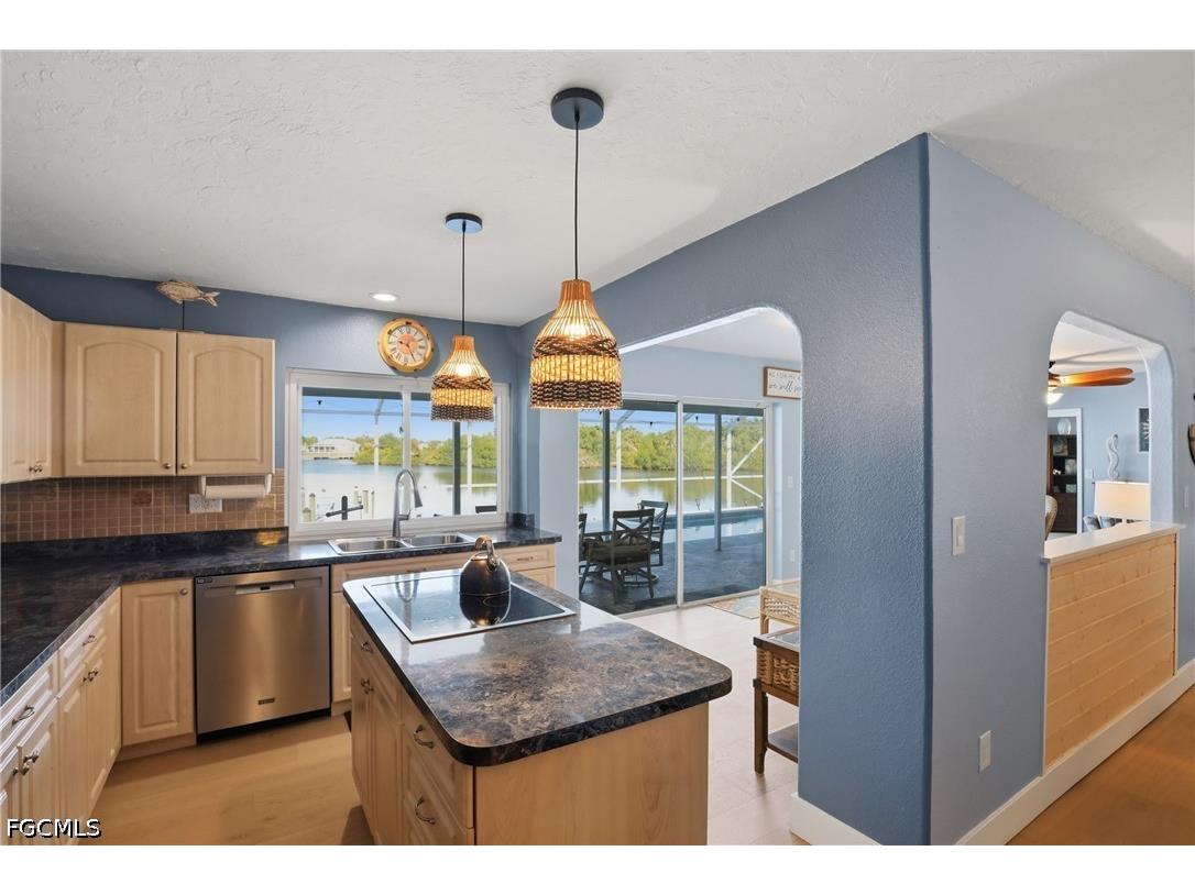 414 Spring Lake Boulevard NW Port Charlotte FL 33952 2026017487 image16