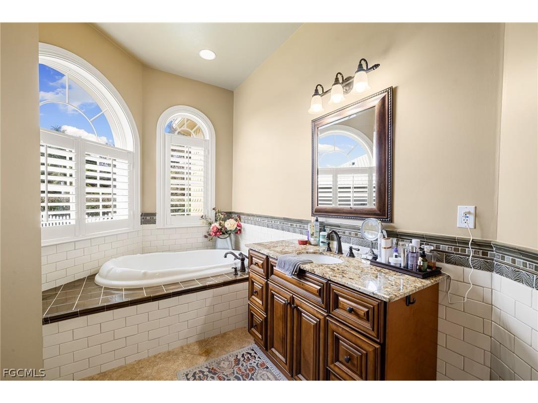 4140 Horse Creek Boulevard Fort Myers FL 33905 2026011121 image12