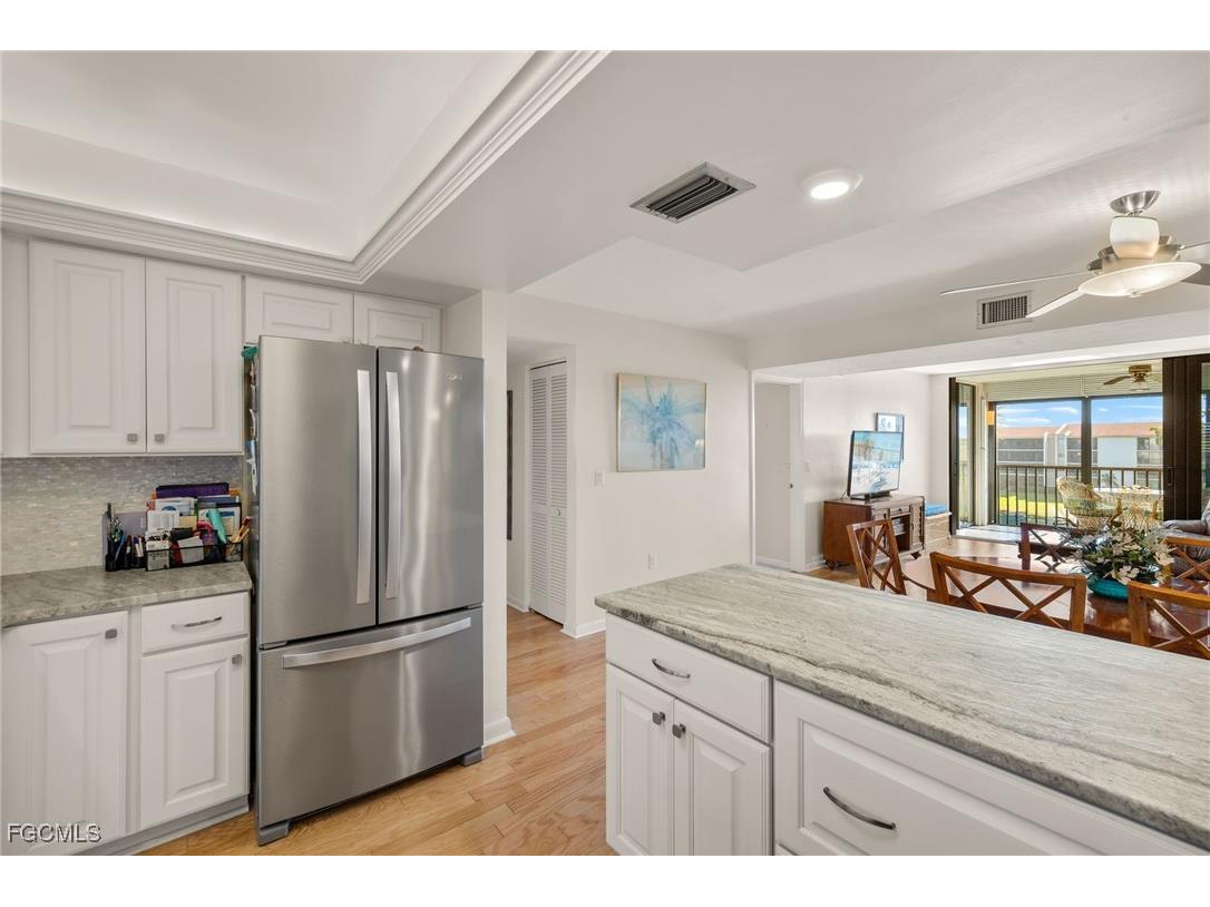 4140 Steamboat Bend E #404 Fort Myers FL 33919 2025011330 image5