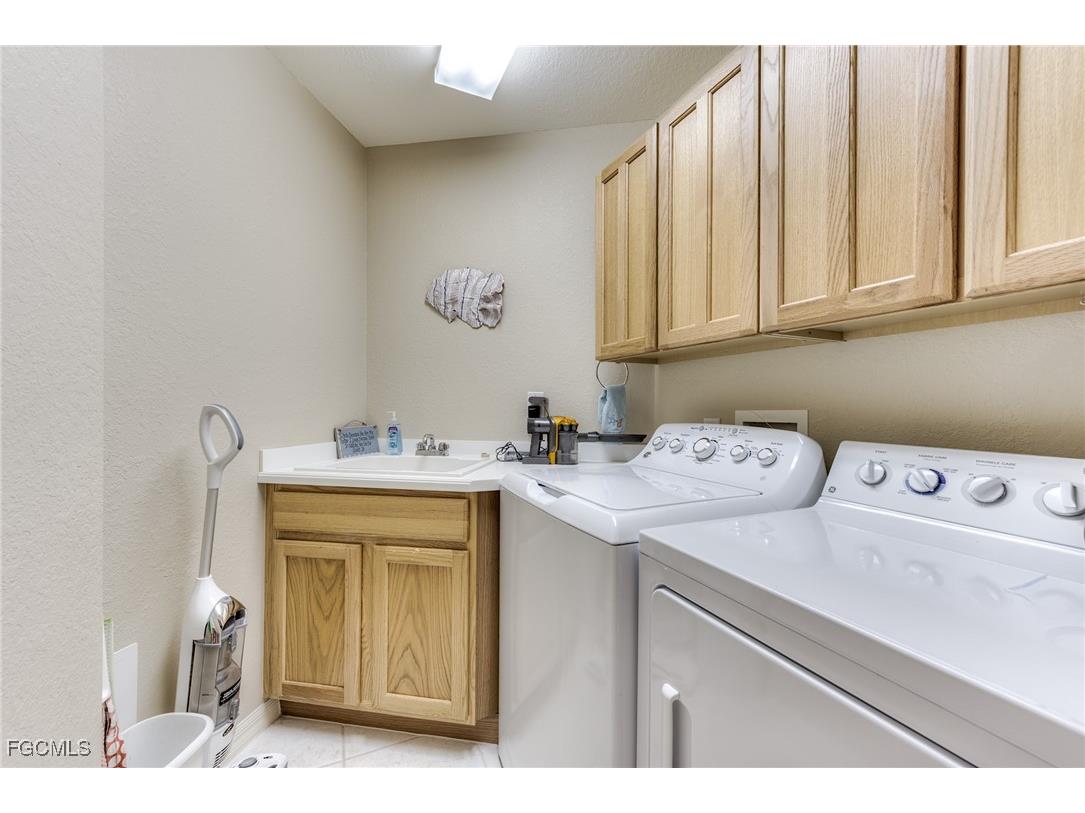 4141 Bay Beach Lane #442 Fort Myers Beach FL 33931 2025023230 image25