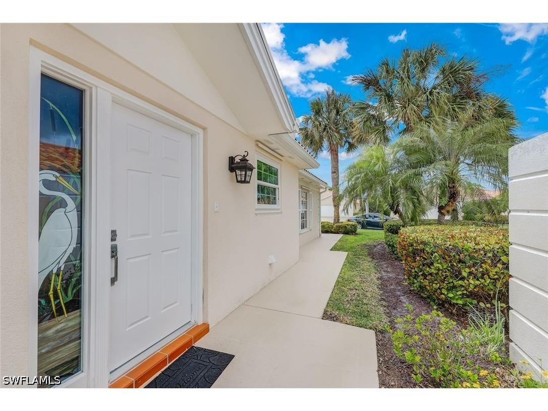 4142 Los Altos Court Naples FL 34109 226014683 image2