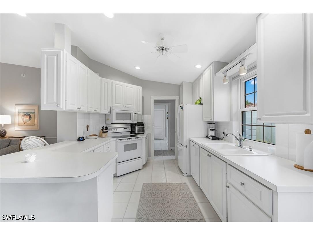 4142 Los Altos Court Naples FL 34109 226014683 image4
