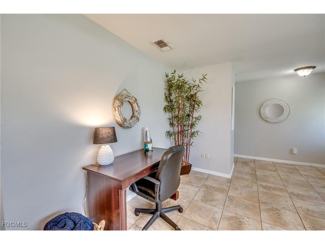 4142 SW 22nd Court Cape Coral FL 33914 2025010098 image9