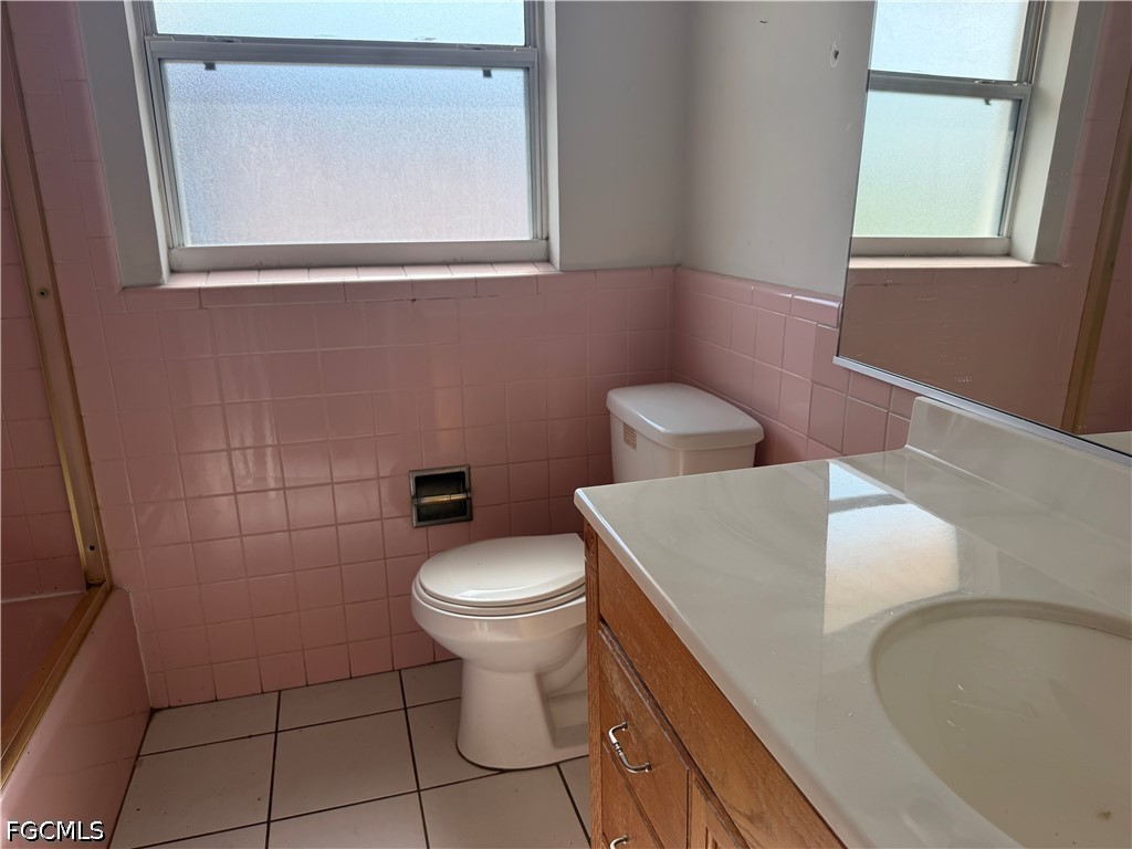 4143 Country Club Boulevard Cape Coral FL 33904 2026028034 image6