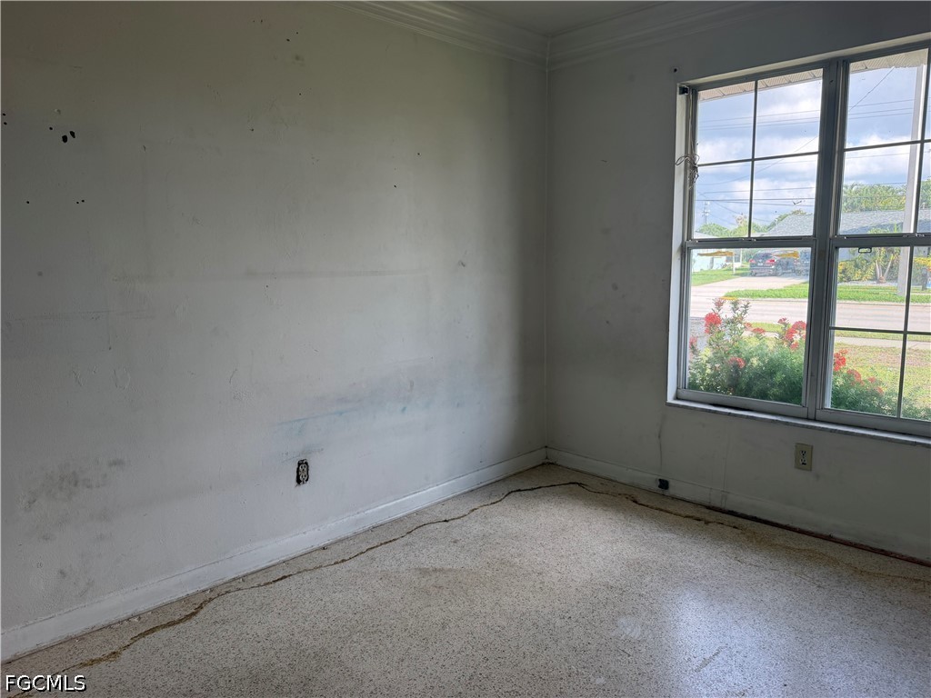 4143 Country Club Boulevard Cape Coral FL 33904 2026028034 image8
