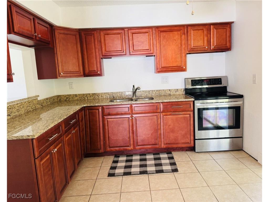 4145 Saums Drive North Fort Myers FL 33903 2025015733 image6