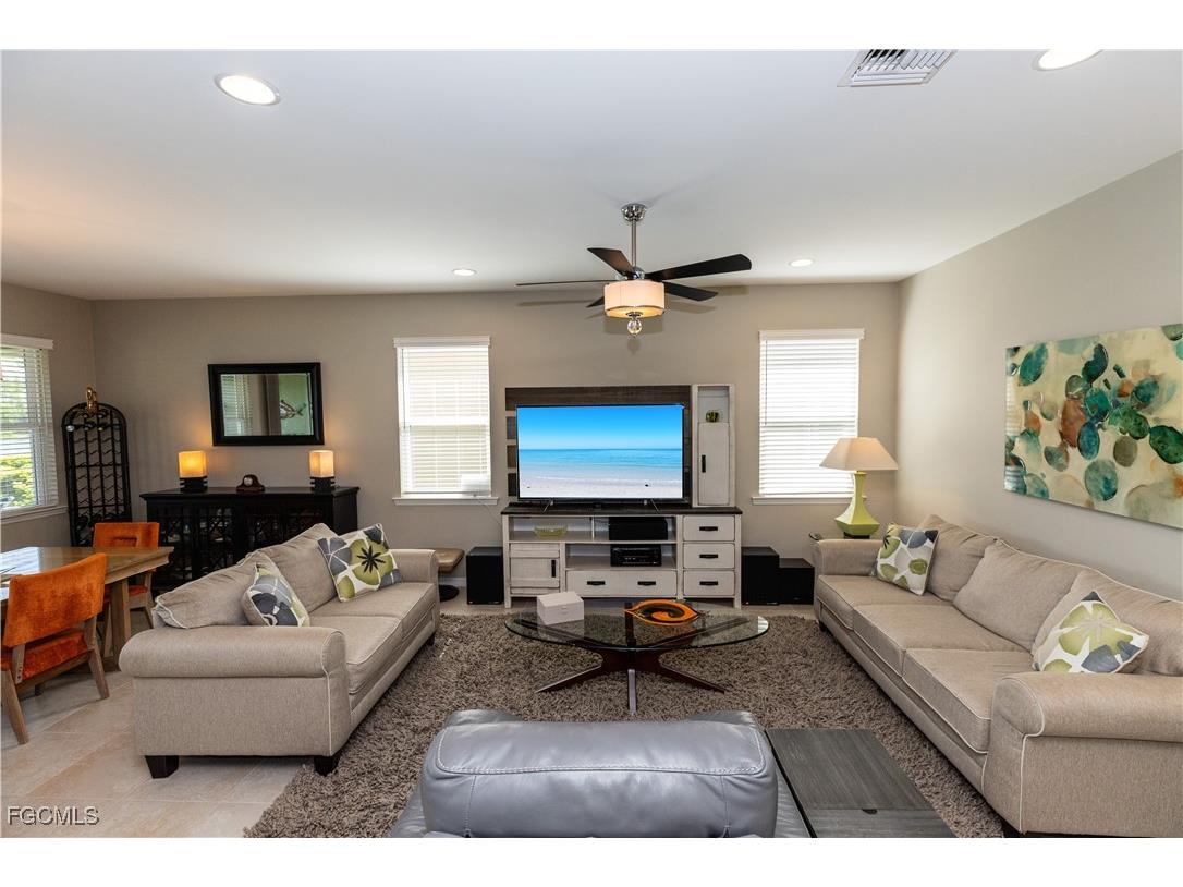 4147 Dutchess Park Road Fort Myers FL 33916 2025013154 image9