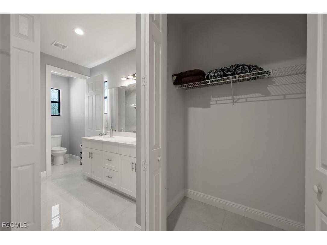 4148 54th Avenue NE Naples FL 34120 2025015694 image15