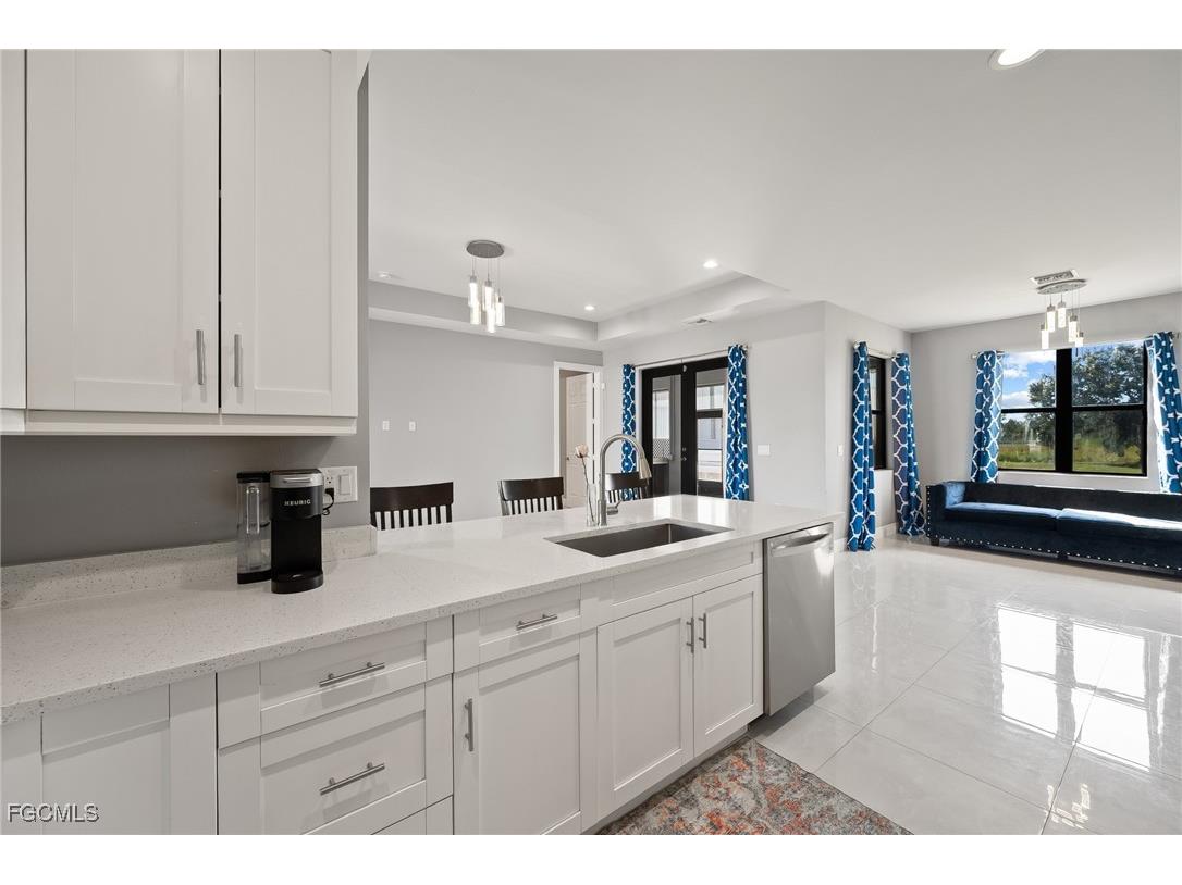 4148 54th Avenue NE Naples FL 34120 2025015694 image8