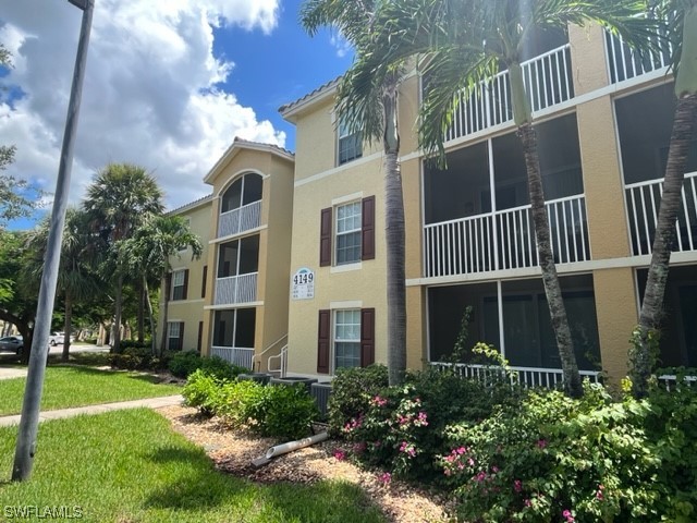 4149 Residence Drive #810 Fort Myers FL 33901 223055111 image1