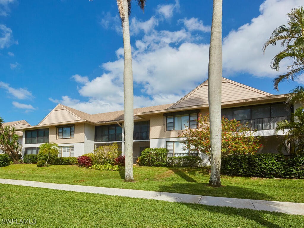415 10th Avenue S #7 Naples FL 34102 225077126 image1