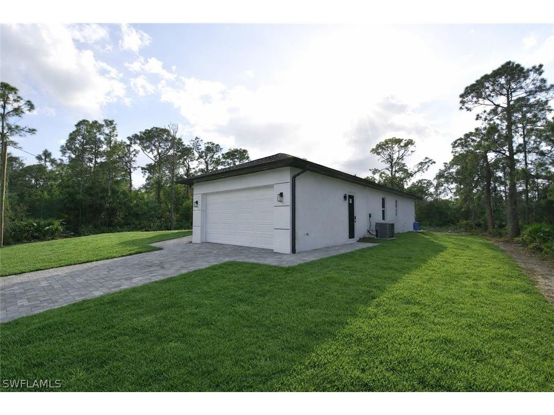 415 Highland Avenue Lehigh Acres FL 33972 226008830 image3